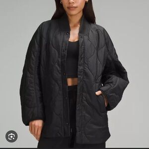 Like new, Lululemon quilted insulated bomber jacket